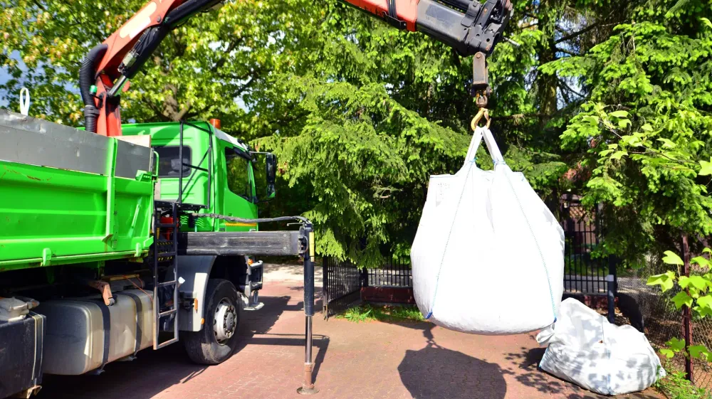 Pierres en big bag à Écommoy